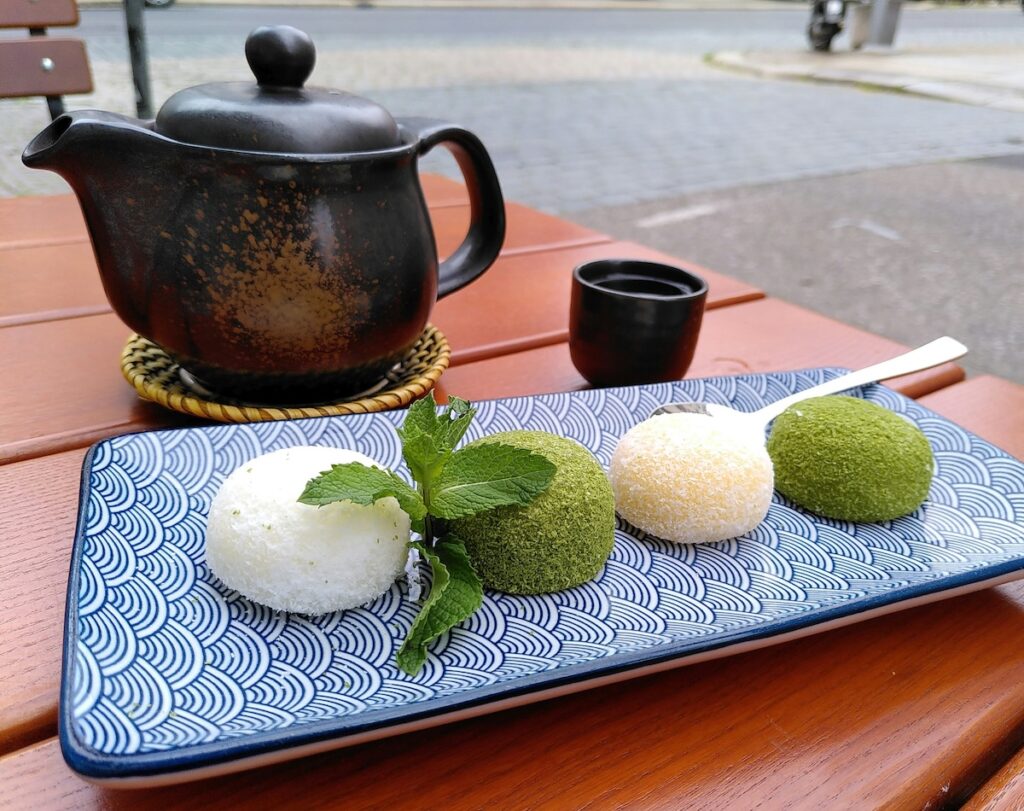 andreas-haubold-OTmHU9HdkHo-unsplash Mochi e cerimonia del té a Kyoto