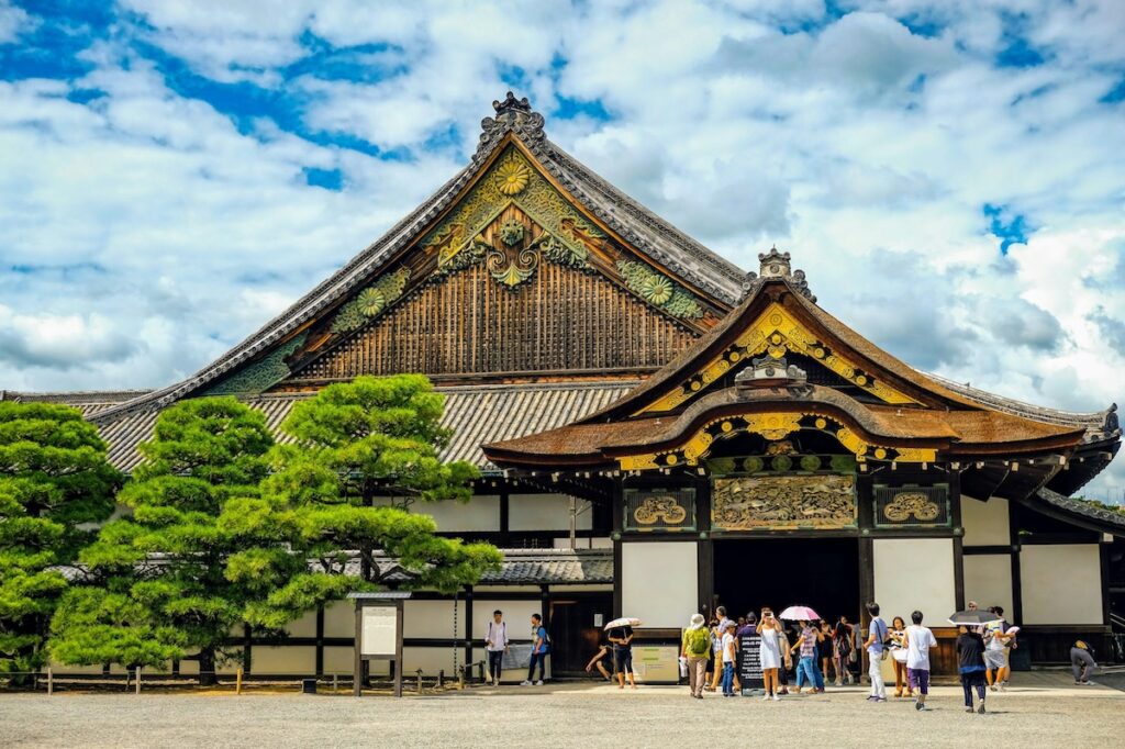 nijo-castle-kyoto L'ingresso del castello di Nijo a Kyoto