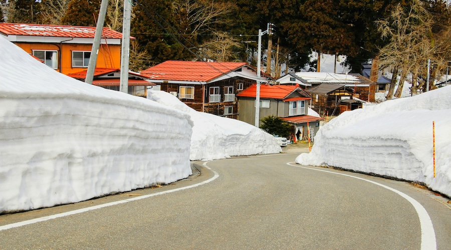 neve-giappone montagne di neve in hokkaido